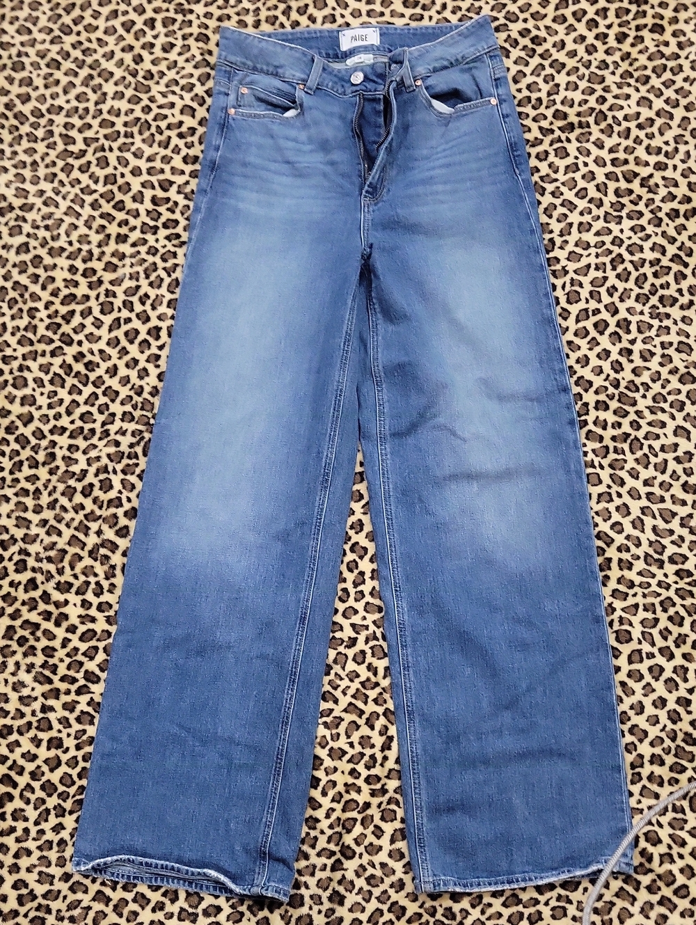 PAIGE- Sasha Medium Blue Wide-Leg Jeans with High Rise